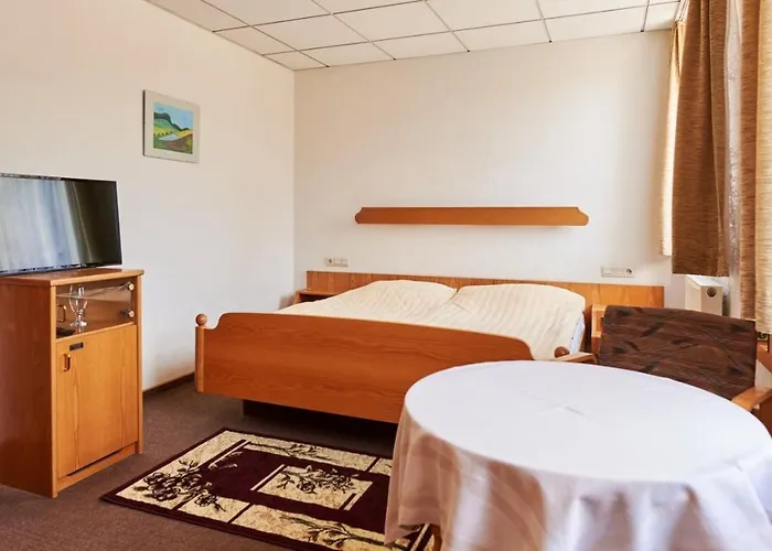 Grenzhof 3* Нойхаузен